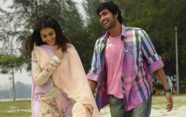 Genelia Laughing On Road …